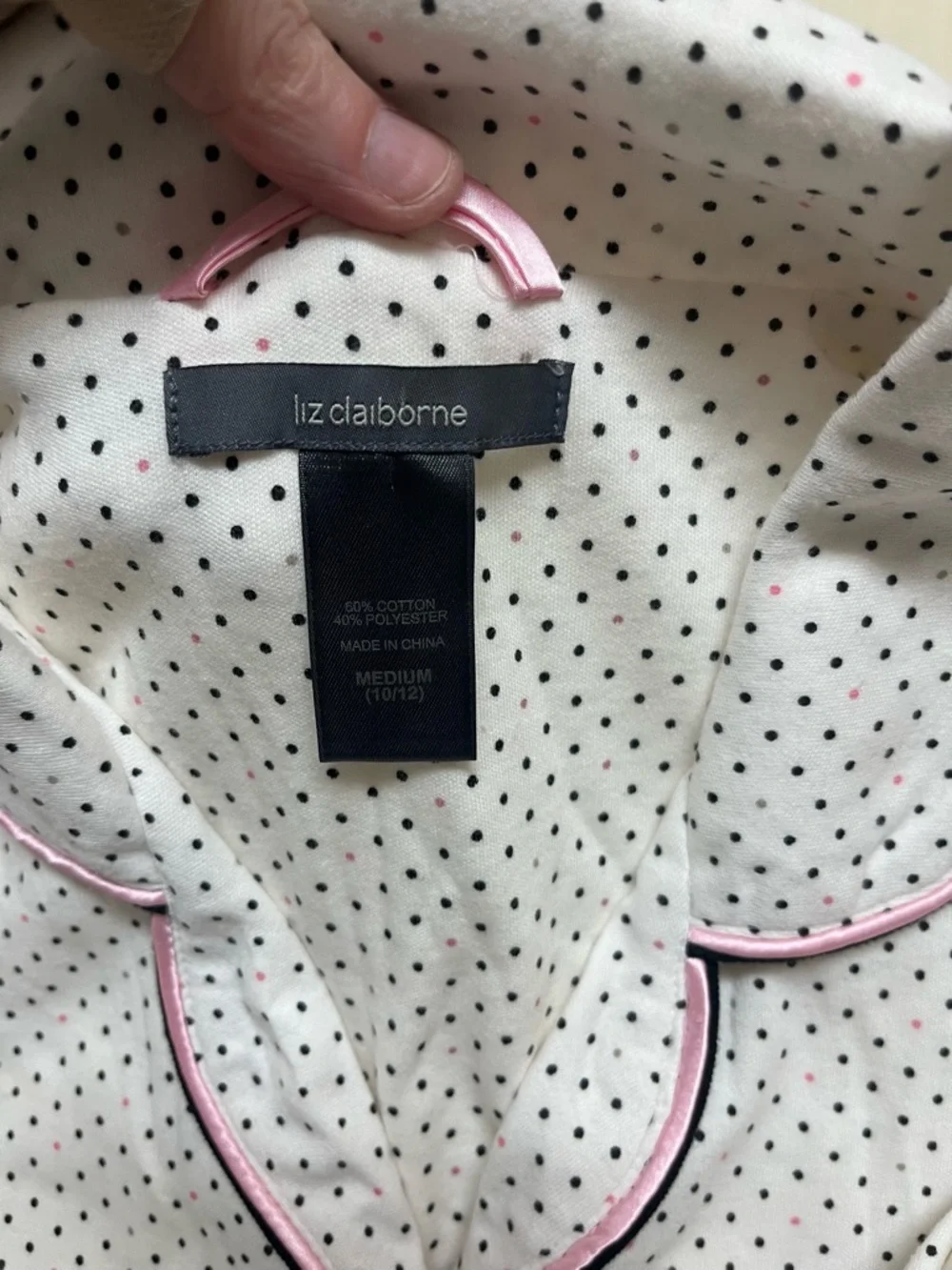 NWT Liz Claiborne M white polka dot button up sleep shirt